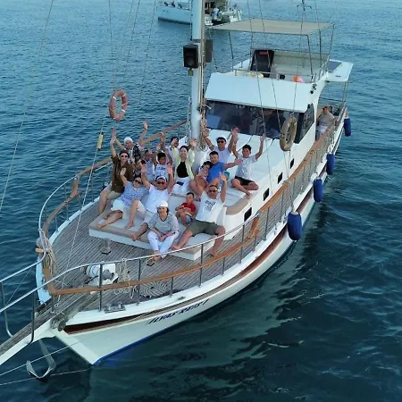 Bateau-hôtel Vip Boat *