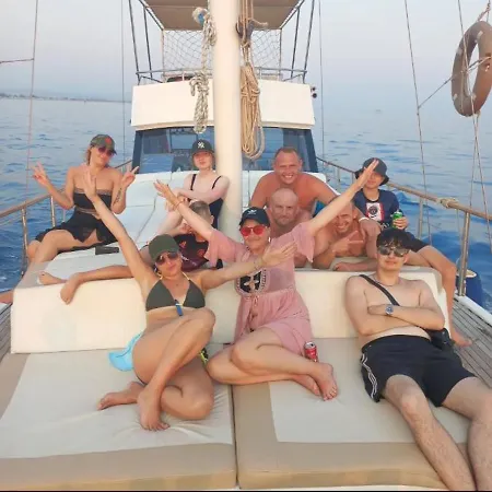 Vip Boat